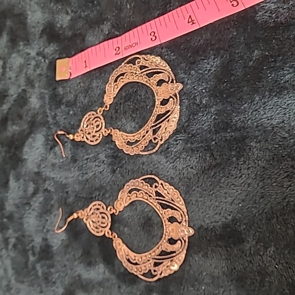 unknown Jewelry - Vintage 3" Drop earrings with brass finish costume Jewelry